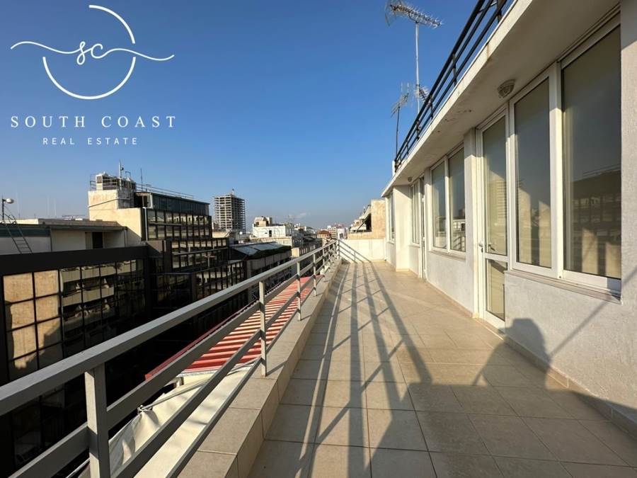 (For Sale) Residential Floor Apartment || Piraias/Piraeus - 95 Sq.m, 190.000€ 